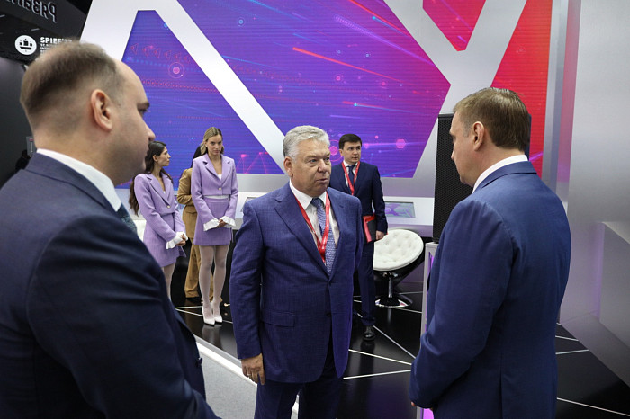 Почти 51,5 млрд рублей инвестиций и сотни новых рабочих мест. Каким был для Тульской области второй день ПМЭФ