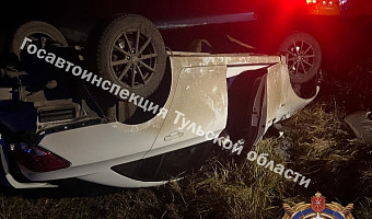 Нетрезвый водитель отправил свою иномарку в кювет в Веневском районе и попал в больницу