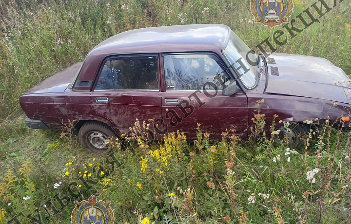 Автоледи без прав попала в больницу, врезавшись в «КАМАЗ» в Плавском районе