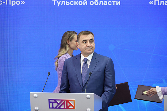 Почти 51,5 млрд рублей инвестиций и сотни новых рабочих мест. Каким был для Тульской области второй день ПМЭФ