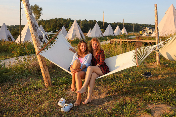 Фоторепортаж: как проходит MaxiCamp от радио Maximum и ГК Медиа Траст