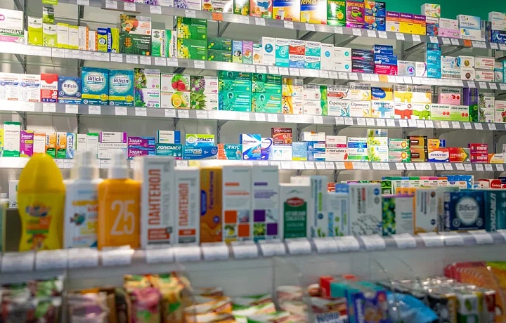 Почему разнится цена парацетамола и что такое «красная шапочка»: тульский фармацевт рассказала о работе в аптеке