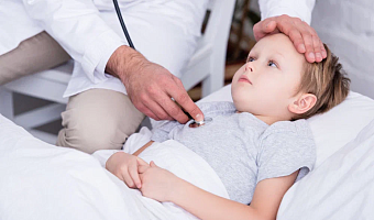 Врачи назвали способы, помогающие защитить ребенка от пневмонии