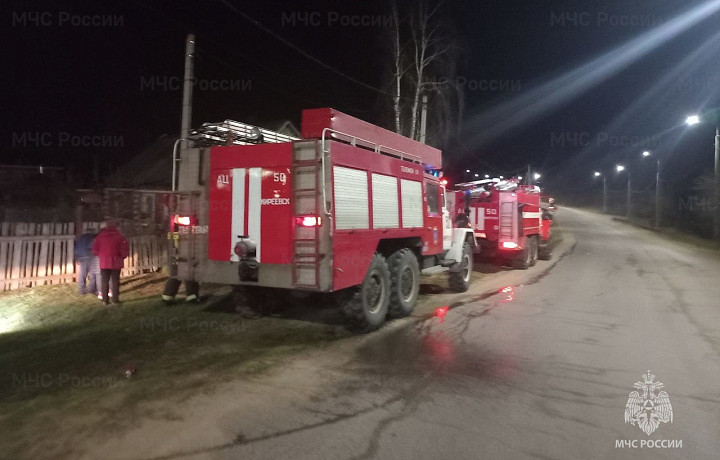 В Киреевске загорелся частный дом на улице 3-я Пятилетка