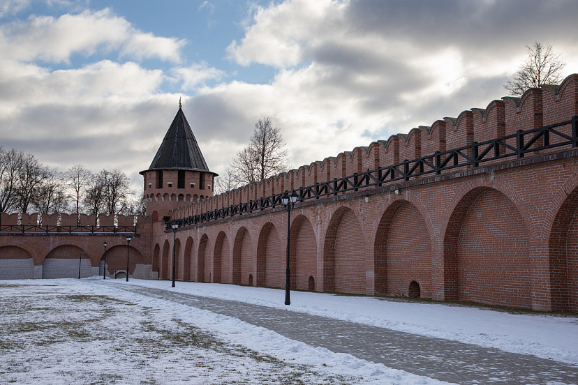 Новогодняя елка на пороге весны и мощные снегопады: чем запомнилась зима 2026 года тулякам | ТСН24