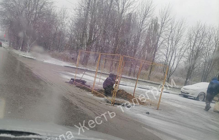 В Туле начался ремонт асфальта на месте подземного хлопка
