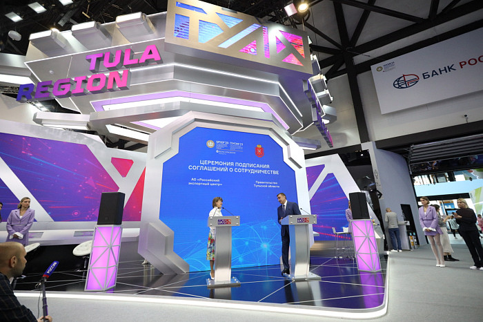 Почти 51,5 млрд рублей инвестиций и сотни новых рабочих мест. Каким был для Тульской области второй день ПМЭФ