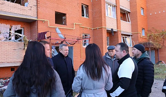 В Новомосковске проверяют воздух и восстанавливают дома после ночной атаки БПЛА