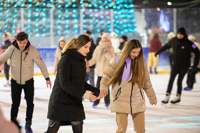 В Туле открылся Губернский каток: фоторепортаж