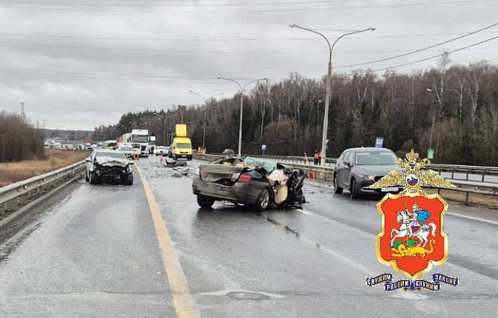 Туляков предупредили о пробке в сторону Москвы из-за массового ДТП на трассе М-4