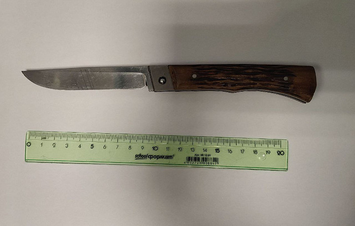 В Тульской области обвиняемый пытался пронести в суд складной нож