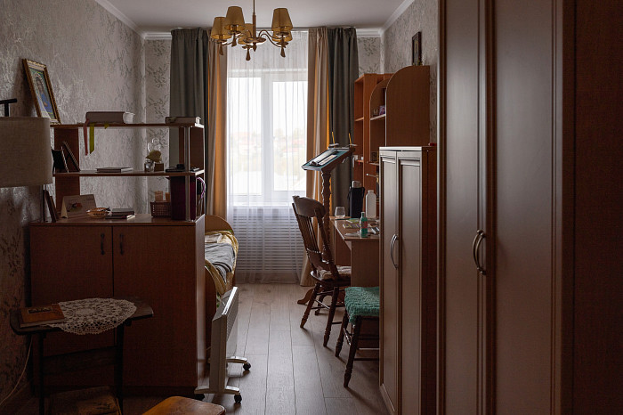 «А хочешь, я тебе расскажу про свои четыре жизни?»: как сейчас живут монахини и откуда в тульских Горелках появился приют, в котором спасают детей?