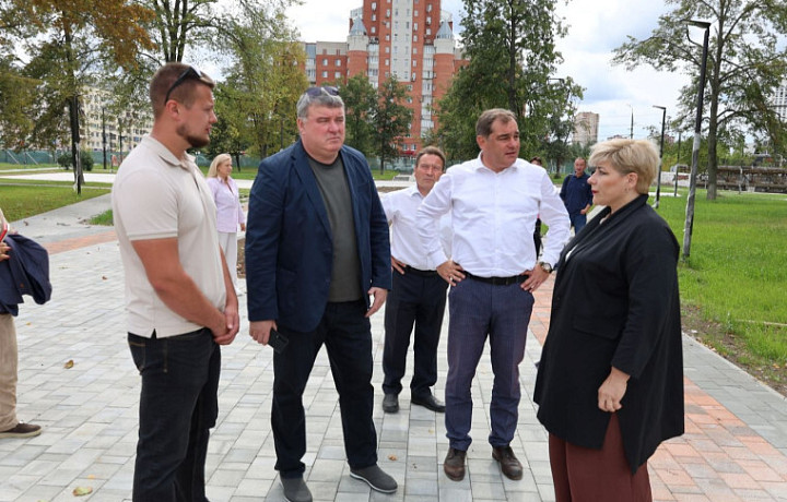 Илья Беспалов: Работы по благоустройству общественных пространств планируем завершить ко Дню города