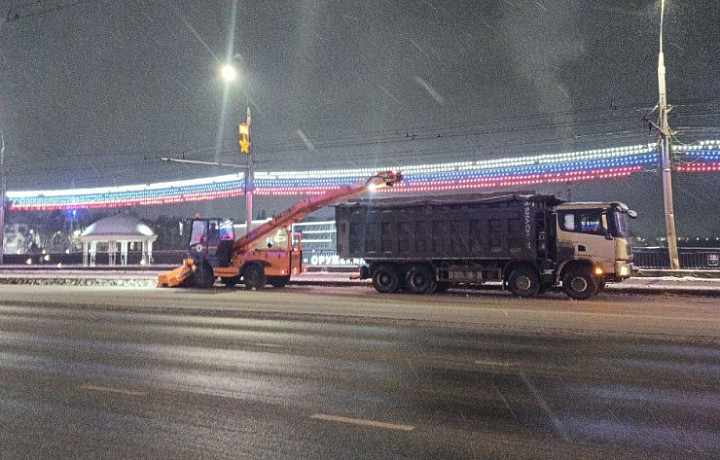Перед Новым годом с улиц Тулы вывезли 615 кубометров снега