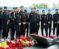 Футболисты «Арсенала» и волейболистки «Тулицы-2» возложили цветы к мемориалу «Защитникам неба Отечества»