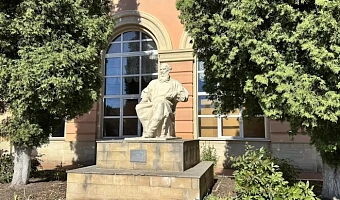 На привокзальной площади в Щекине открыли Сквер Победы