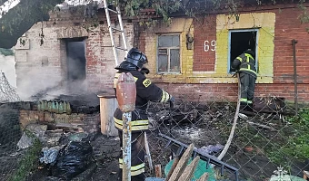 При пожаре в деревне Левенское Одоевского района погибла 66-летняя женщина