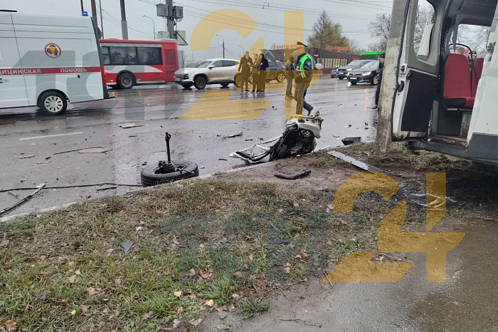 Опубликованы фото с места массового ДТП на Пролетарском мосту в Туле