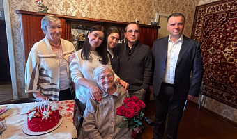 Труженица тыла тулячка Надежда Коростелева отметила 100-летний юбилей