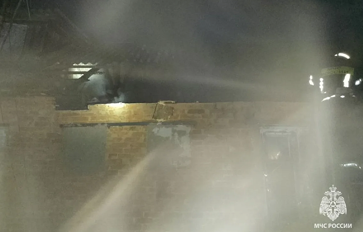 Два пожара потушили спасатели в Тульской области за сутки