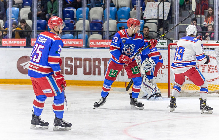 Олег Горбенко вернулся на пост главного тренера тульского хоккейного клуба АКМ