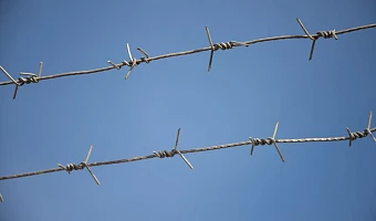 Бывший миллиардер Мазуров оспорил перевод на строгий режим в тульской колонии: в его ботинке нашли сим-карту