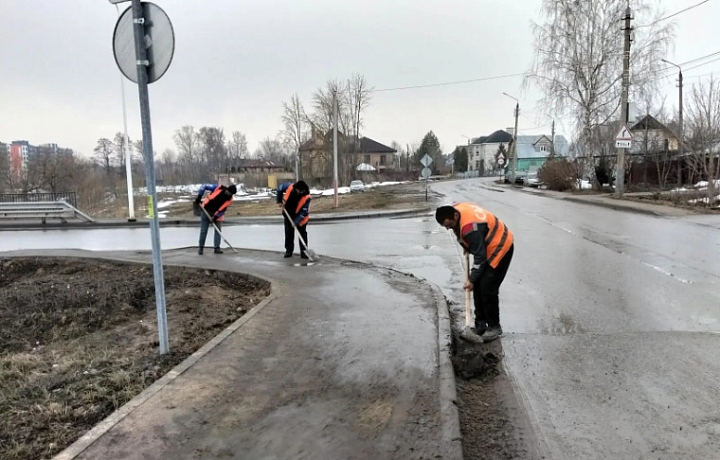 В Туле стартовал месячник чистоты