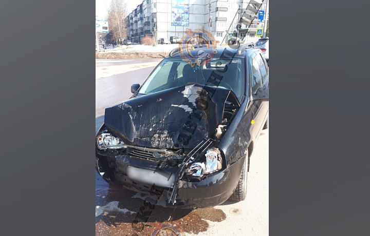 В Суворове водитель Lada Kalina врезался в SsangYong Actyon