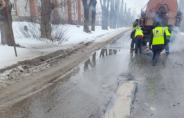 В Туле продолжился аварийно-восстановительный ремонт дорог