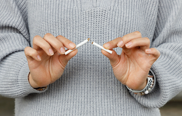 Эндокринолог Калошина: Курение натощак может привести к гастриту и язвам
