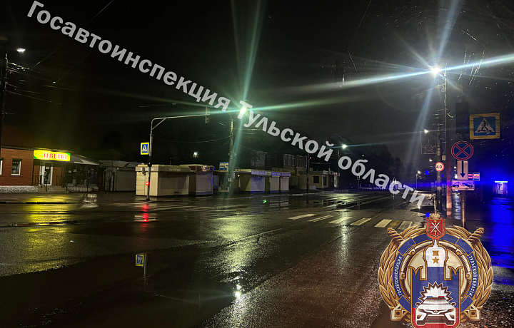 В Туле госпитализировали женщину, попавшую под колеса авто на улице Оборонной