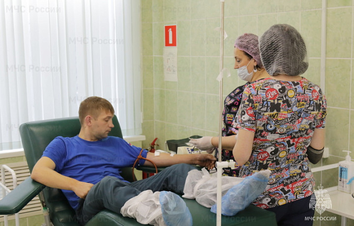 Тульские спасатели поучаствовали в донорской акции