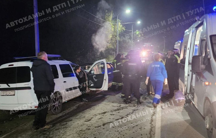 Появились фото с места страшного ДТП по Тулой, где водитель сбил шесть пешеходов