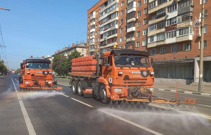 На уборку Тулы 29 июля выйдет около 80 единиц спецтехники