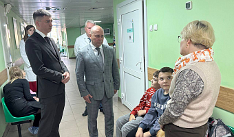 В детских поликлиниках Тульской области появится «зеленый коридор» для многодетных родителей