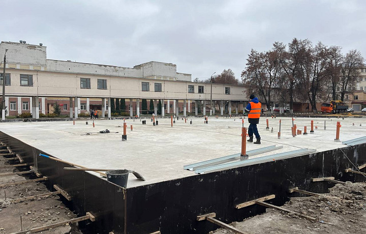 Новое приемное отделение больницы в Новомосковске достроят до конца года