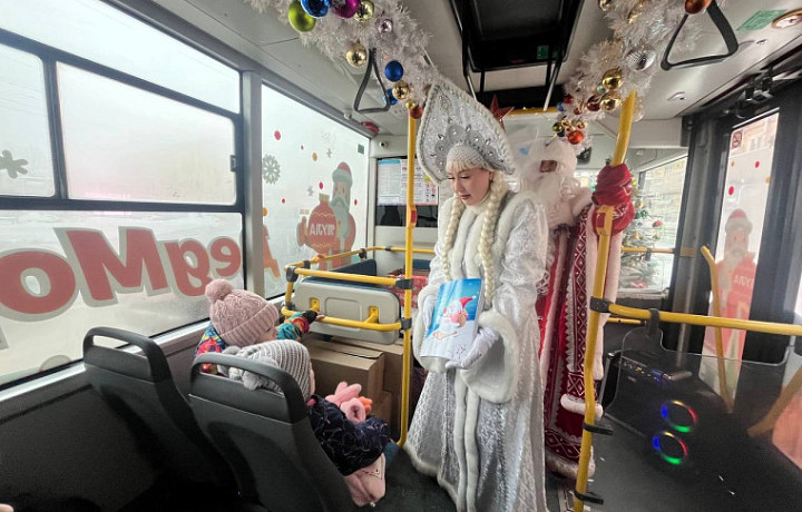 «ДедМоробус» начал рейсы в Туле в новом году