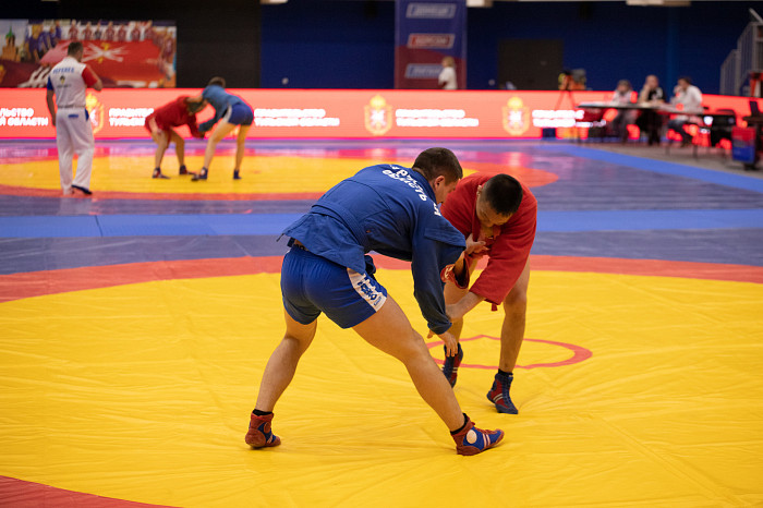 Больше 180 сотрудников ФСБ и учащихся профильных вузов прибыли в Тулу на чемпионат по самбо