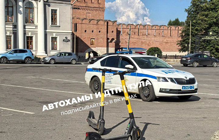 Инвалид-колясочник пострадал в ДТП с самокатом в центре Тулы