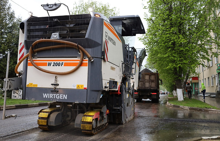 На улицах Новомосковска продолжается ремонт дорог