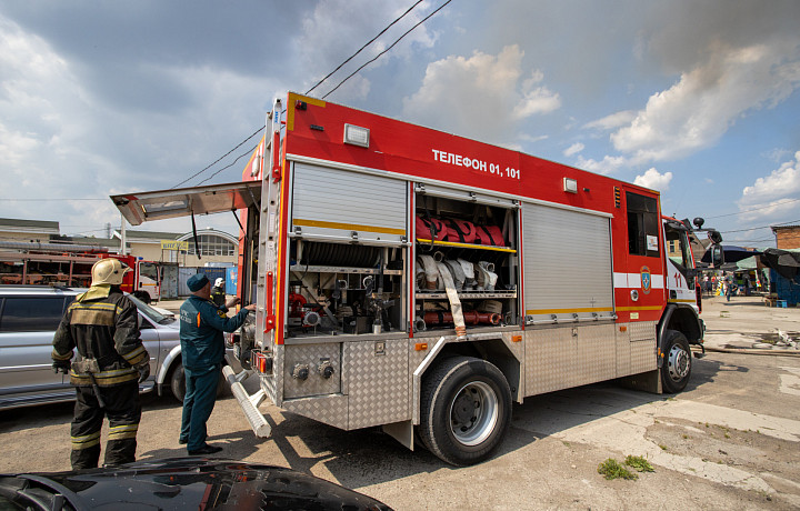 Три пожара и три ДТП случились в Тульской области за сутки