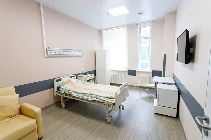 Ювелирное оборудование и современные технологии: хирург-онколог Сергей Шишкин рассказал о методах лечения рака в Тульской области