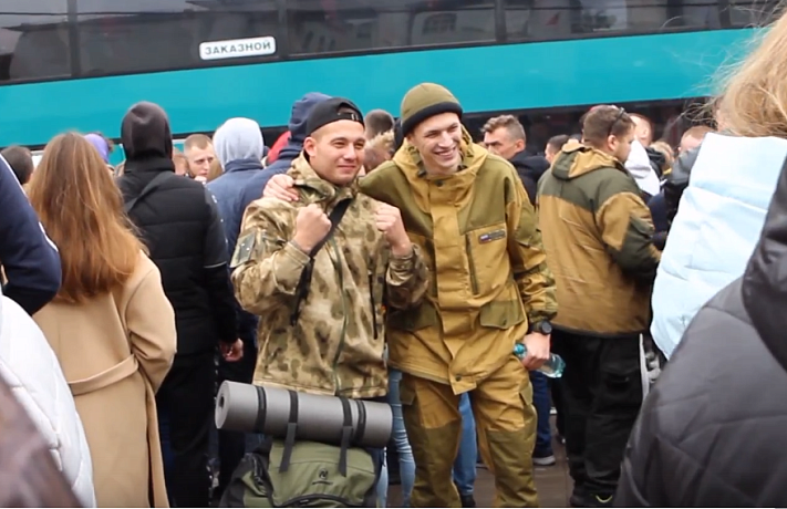 90 мобилизованных туляков отправились в танковую дивизию в Московскую область