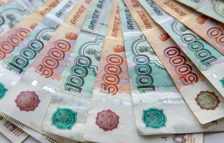 Глава Минфина РФ заявил, что зарплаты бюджетников в 2023 году вырастут более чем на 8%