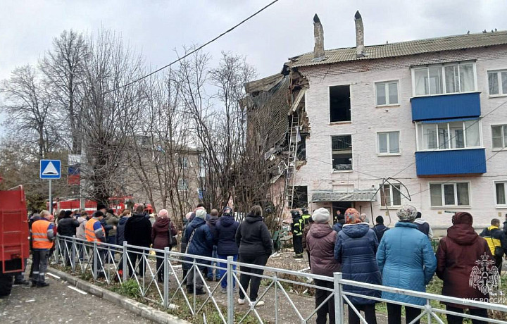 При взрыве газа в поселке Куркино пострадали четыре человека