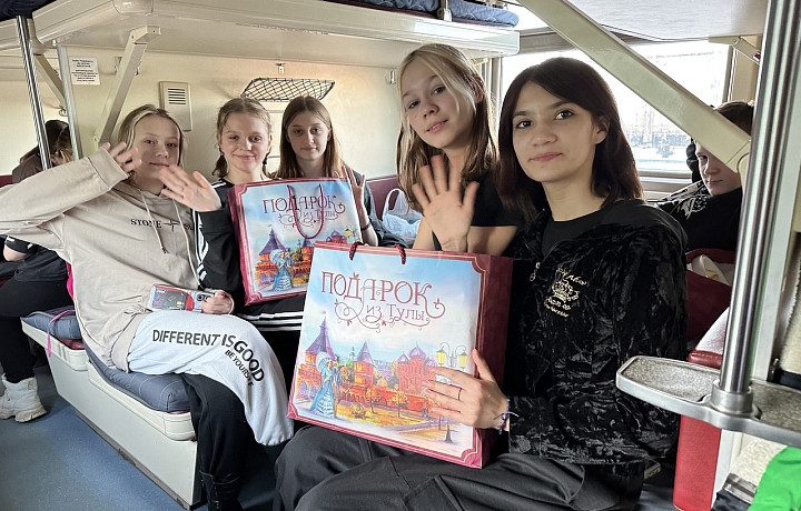 школьные каникулы четверти. график школьных каникул 2022-2023. зимние каникулы продолжаются. каникулы будут две недели. мемы про каникулы.