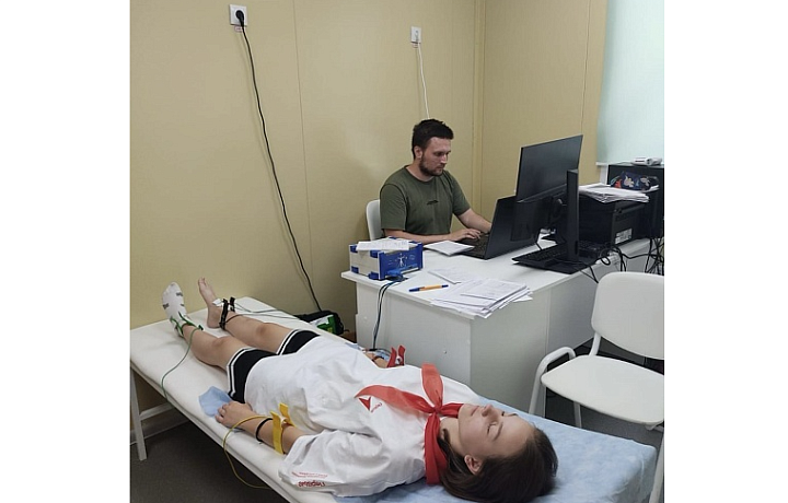 Более 1,3 тысячи детей осмотрели врачи детской областной больницы в тульских лагерях