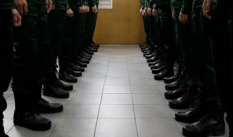 Картаполов заявил, что призыв в армию по новым правилам в России начнут в 2024 году