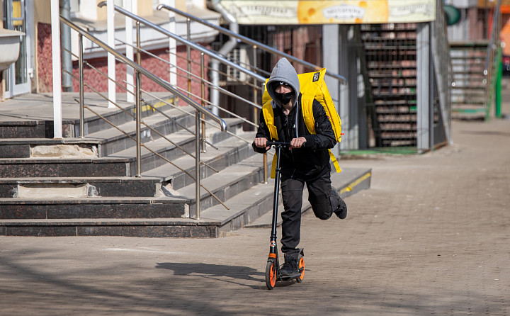 Спросили у Купера и Самоката, что заказывают туляки: в топе – сладости и готовая еда, а самый дорогой заказ почти 80 тысяч рублей
