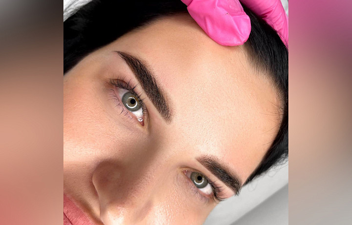 Больно не будет: тульский мастер развеяла мифы о перманентом макияже